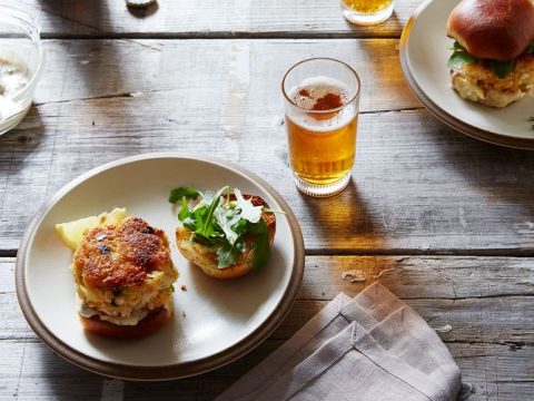 IPA Crab Cake Sliders With Spicy Remoulade