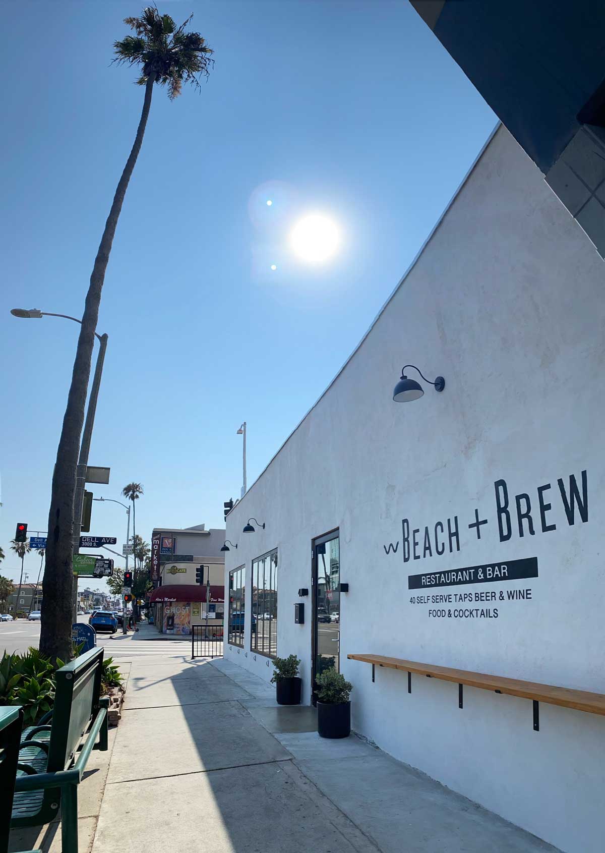 Venice Beach’s First Self-Pour Taproom is Now Open 2 Blocks from the Pier