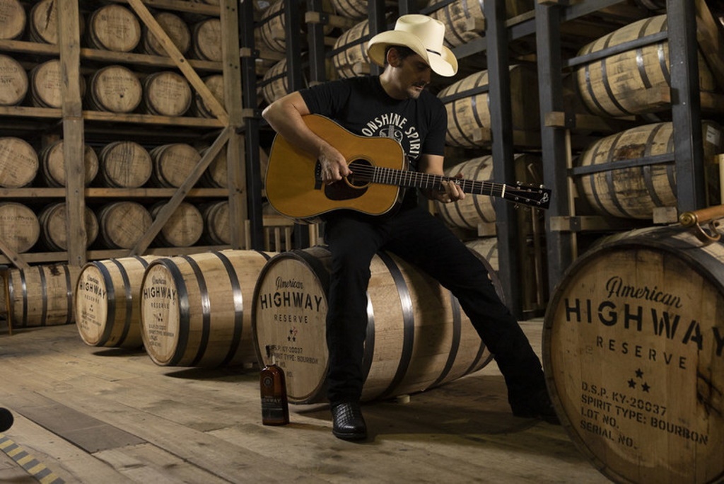 Country Music Superstar Brad Paisley to Launch ‘American Highway’ Bourbon